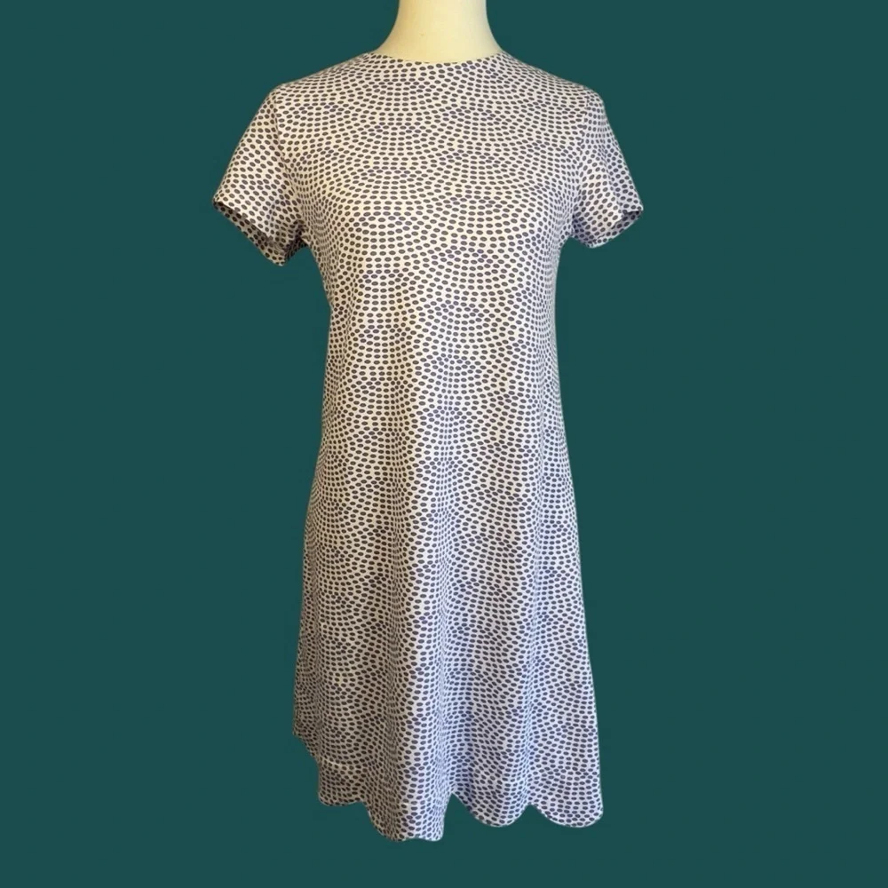 Duffield Lane Scalloped Hem Cornflower Blue and White Patterned Dress Small - Picture 8 of 13